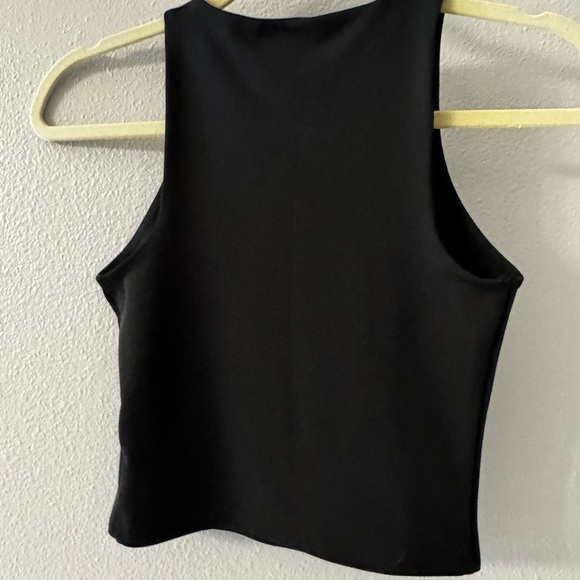 Express Black Shell Tank Top - Picture 2 of 2